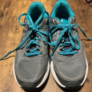 New Balance Gray and Teal Women's Athletic Running Shoes